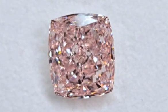 GIA Certified 5.00 Carat Flawless Fancy Pink Diamond