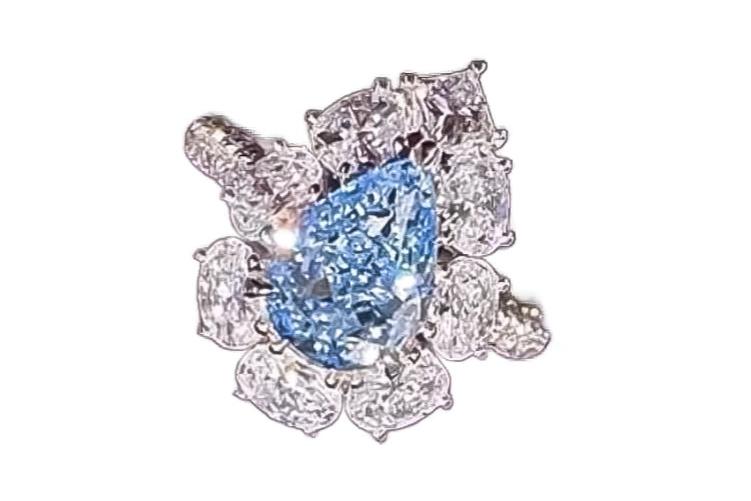 Gia Certified 5.00 Carat Blue Diamond Ring