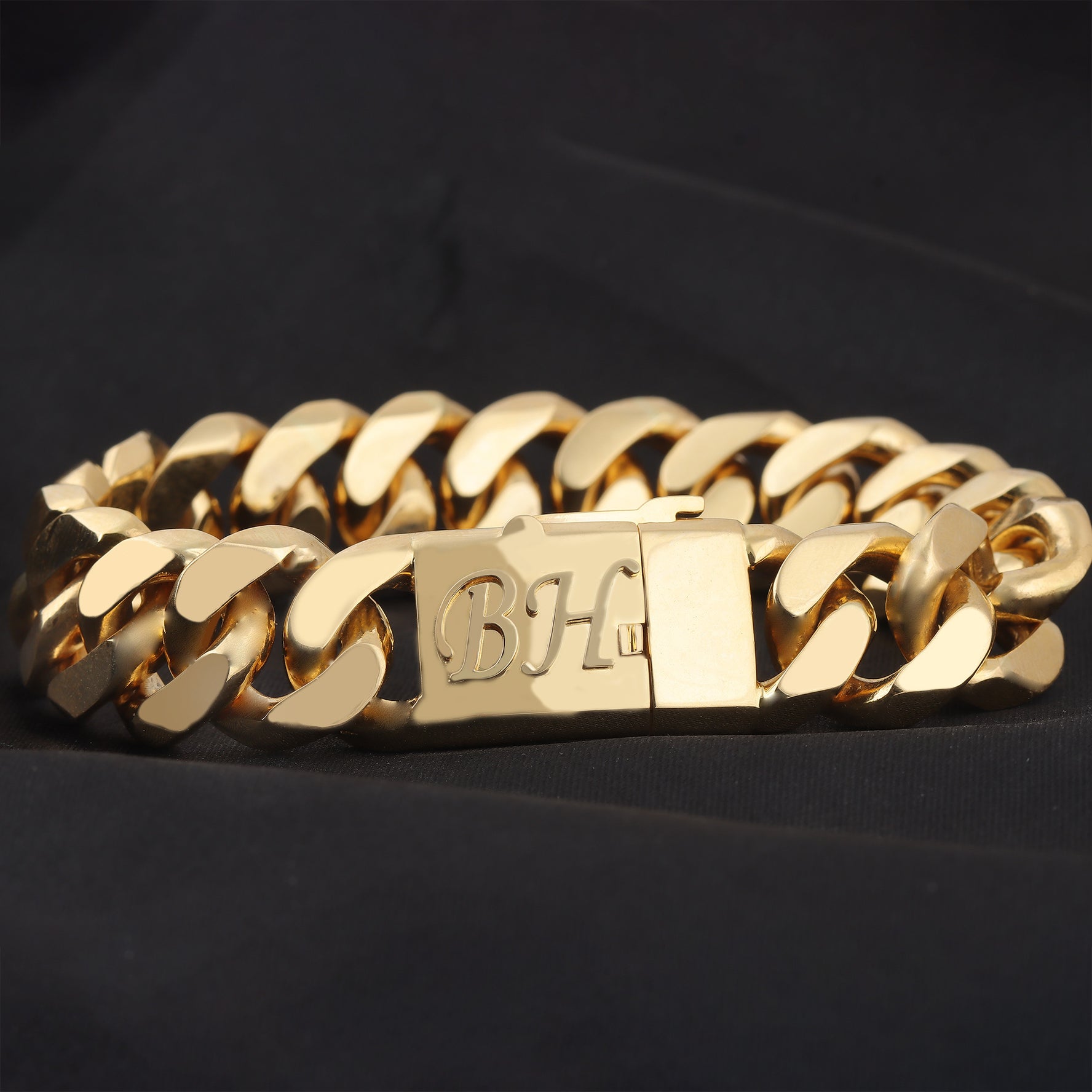 18K Gold Bracelet L10409