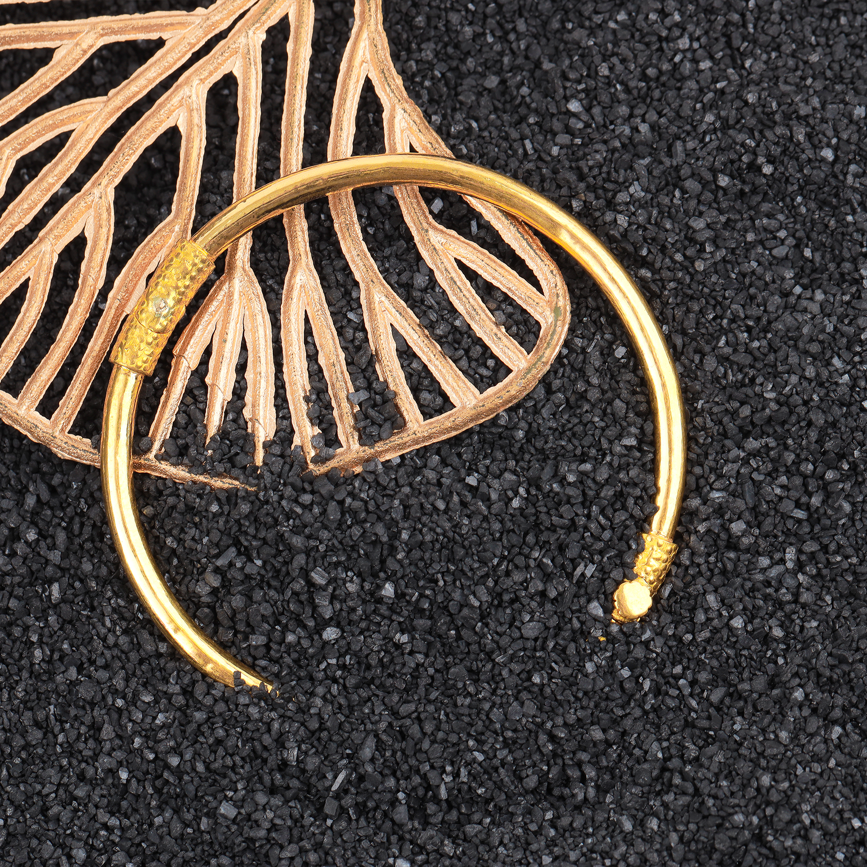 24K Gold Bangle G10401