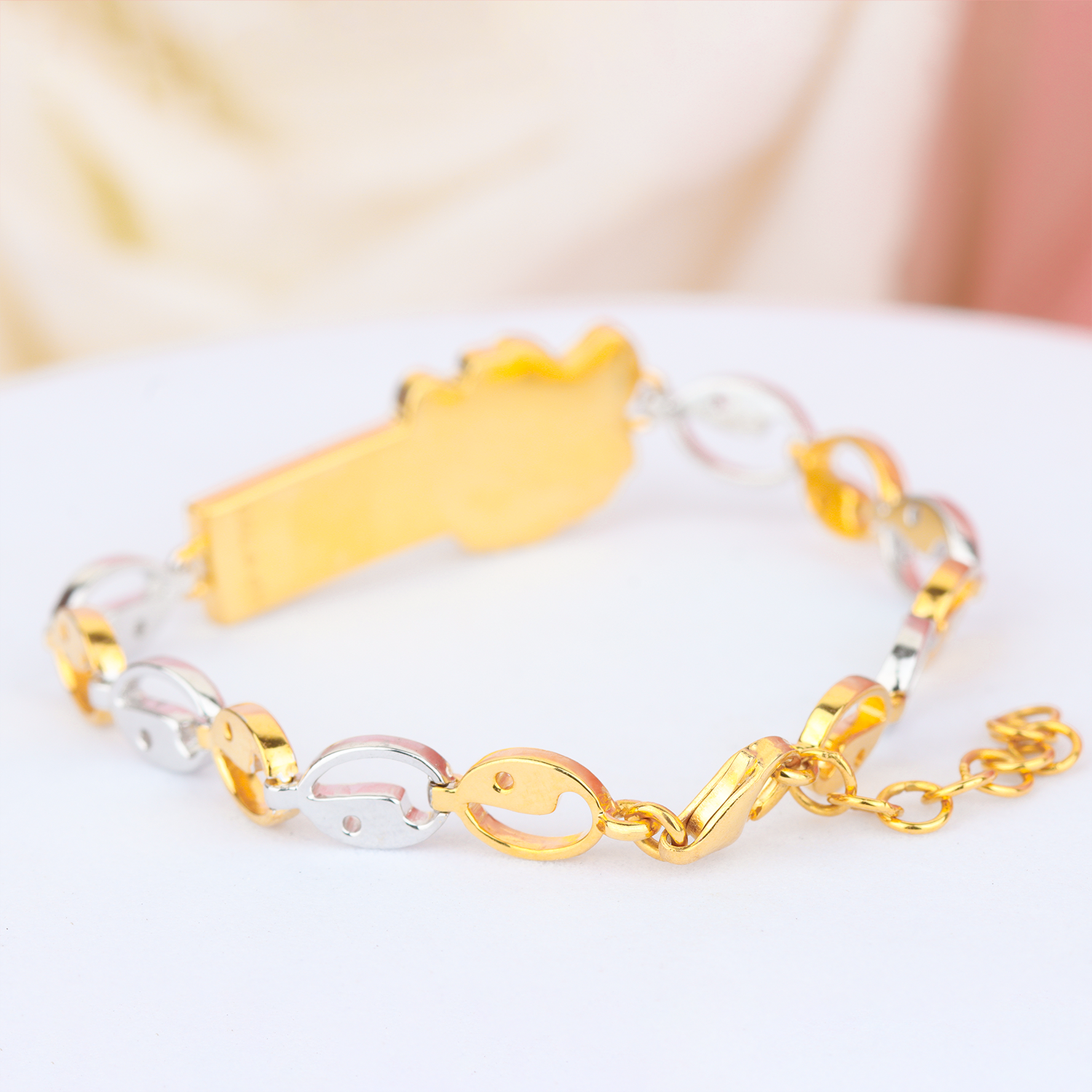 18K Gold Bracelet L10349