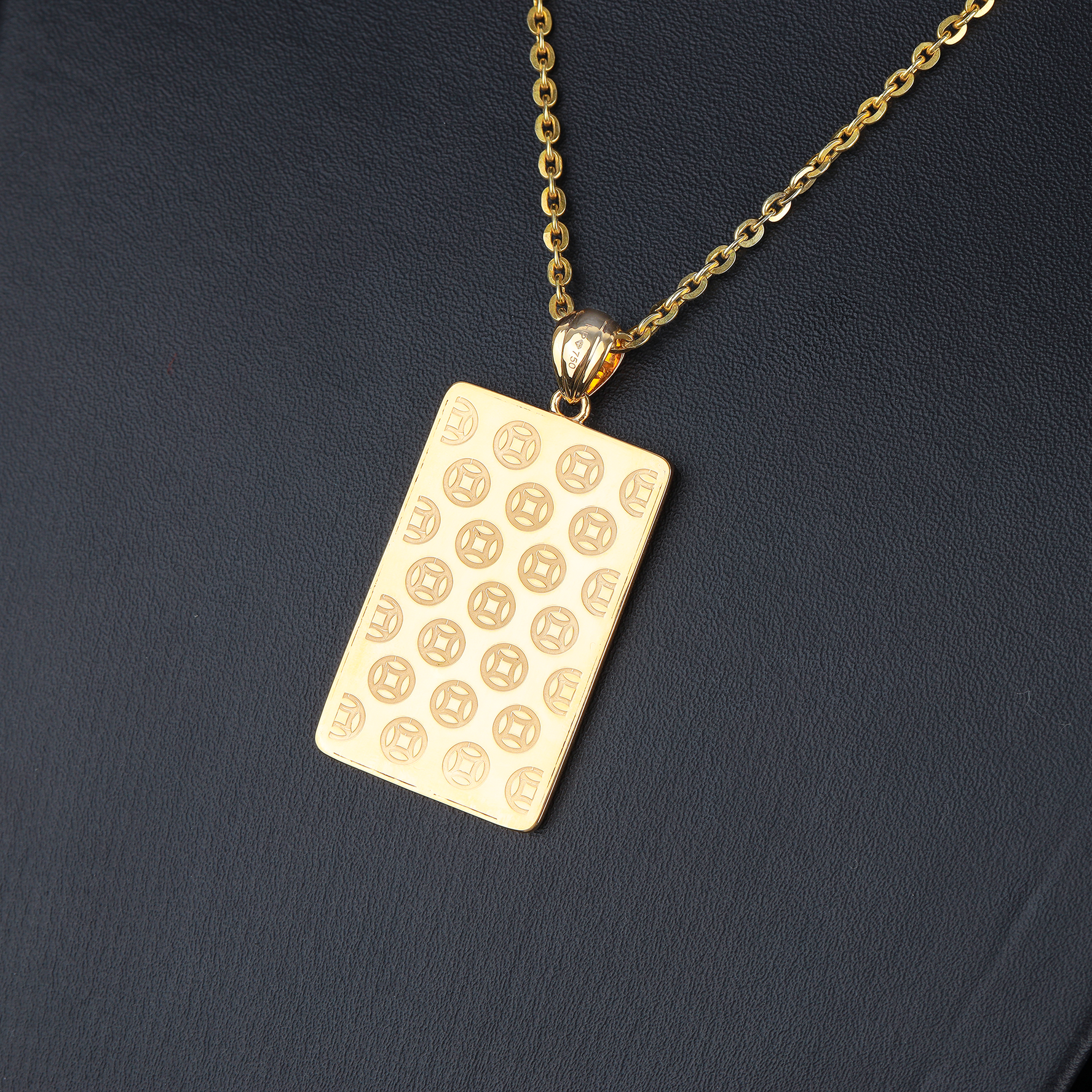 24K Gold Pendant P10973