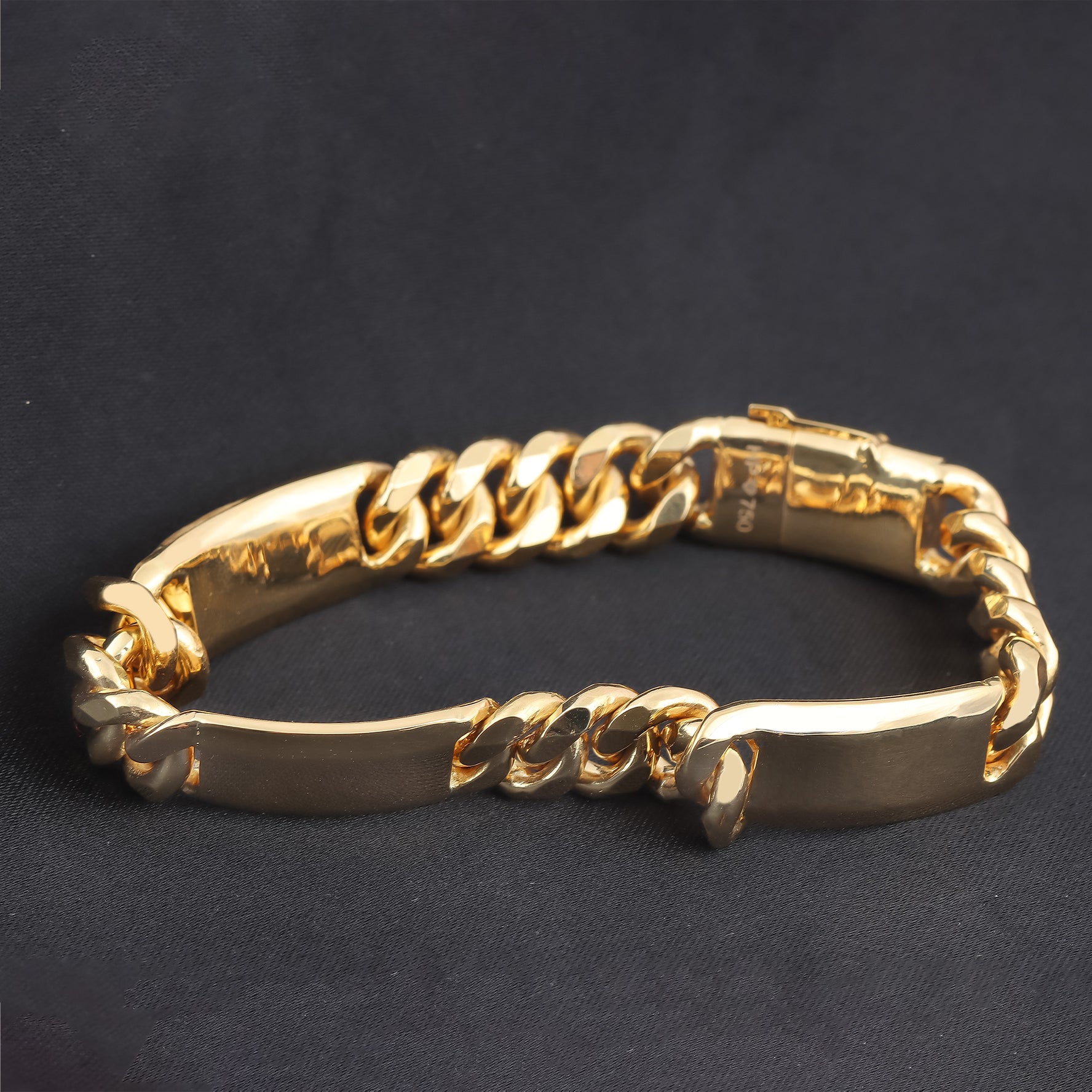 18K Gold Bracelet L10402