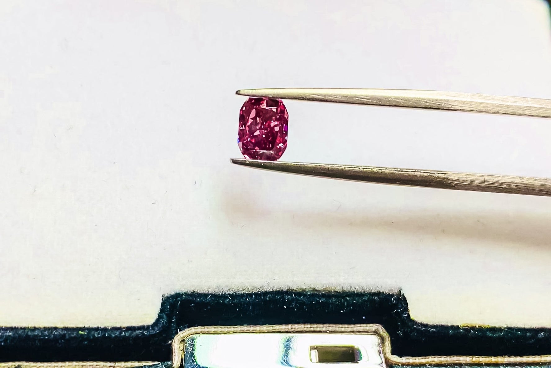 Gia Certified Fancy Red Diamond