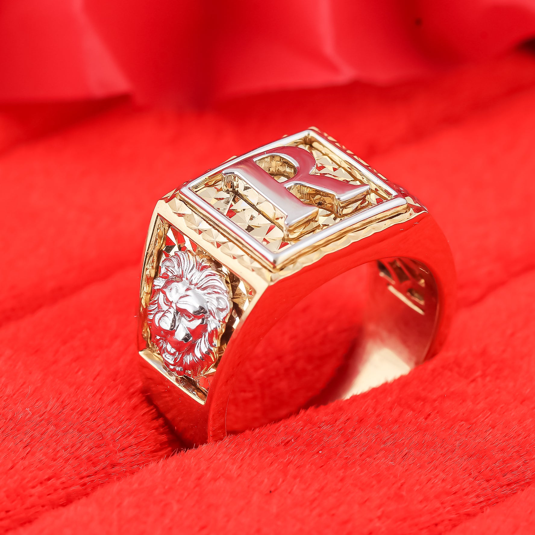 18K Gold Ring D10862