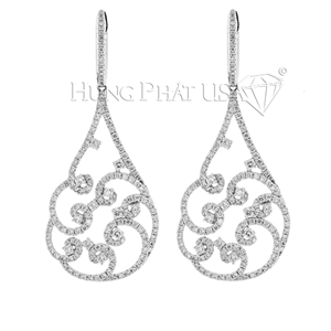 18K White Gold Diamond Earrings E50625